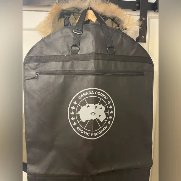 Canada Goose Trillium Fusion Fit - Picture 5 of 6
